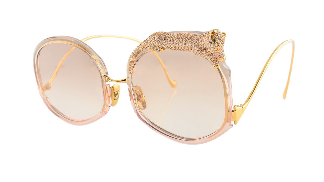 ANNA-KARIN KARLSSON ROSE ET LE RÊVE – SUN Tobacco